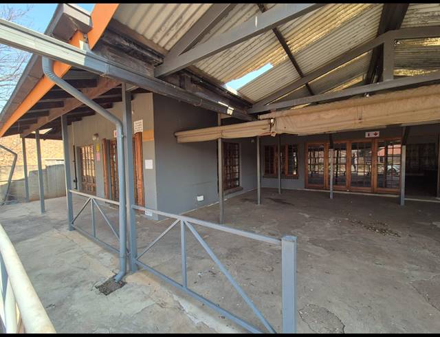 1,314M² RESTAURANT FOR SALE IN HENLEY ON KLIP